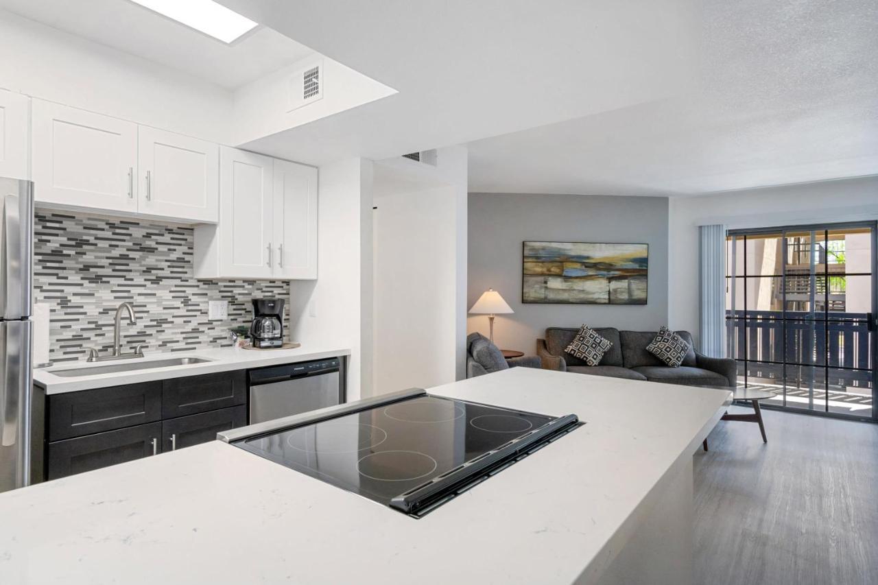 Newly Renovated 2Br Apartment W Pool By Stay Gia 凤凰城 外观 照片